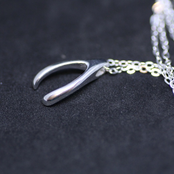 Small Wishbone Good Luck Pendant Sterling Silver 925 made in Canada - Picture 4 of 7